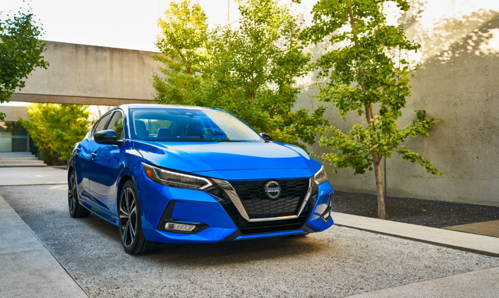 Avaliação Nissan Sentra 2025: Atualizações Precisas Reafirmam a Excelência dos Sedãs